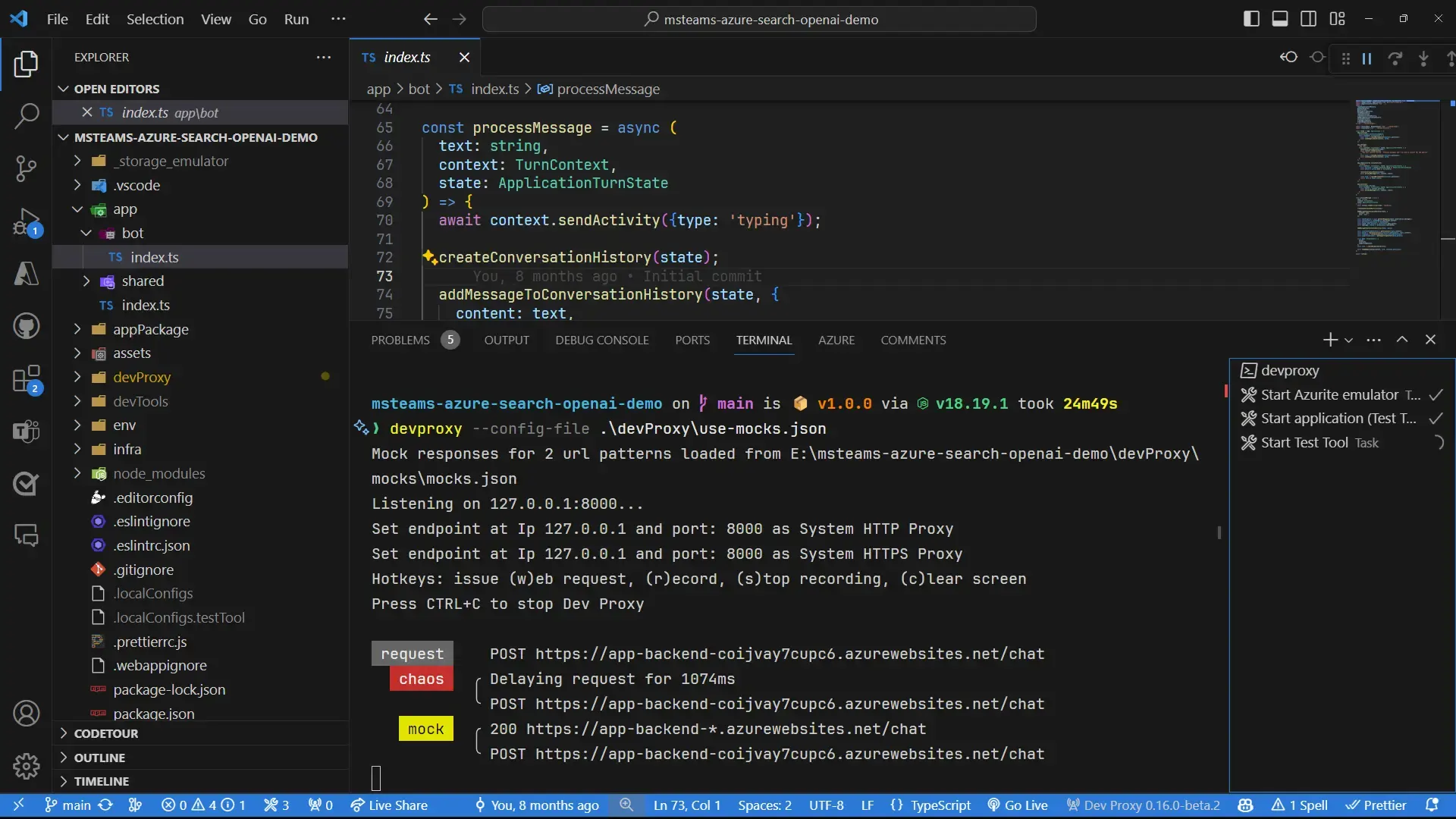 Visual Studio Code 内终端窗口中运行的 Dev Proxy，显示延迟的模拟后端 API 请求